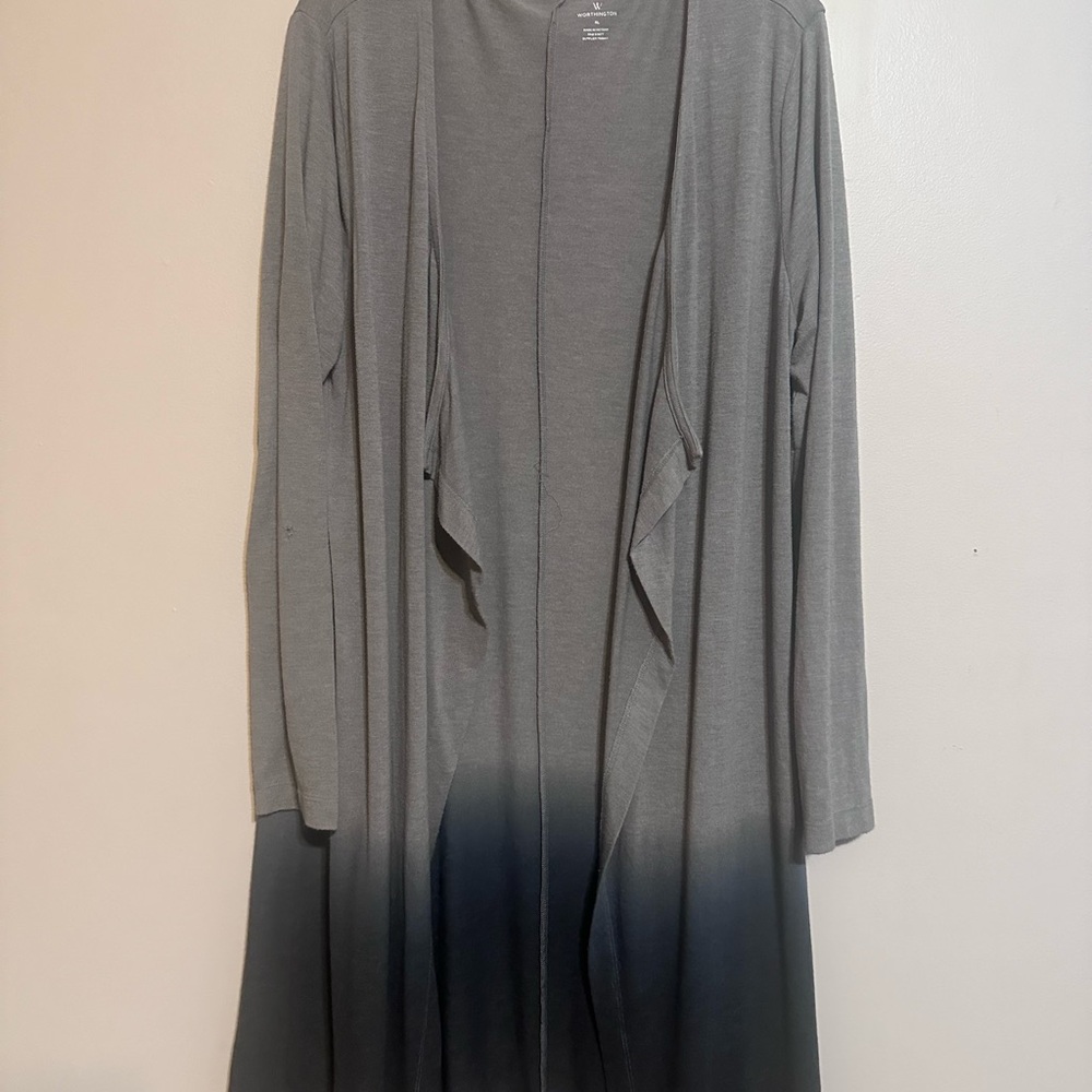 Grey cardigan